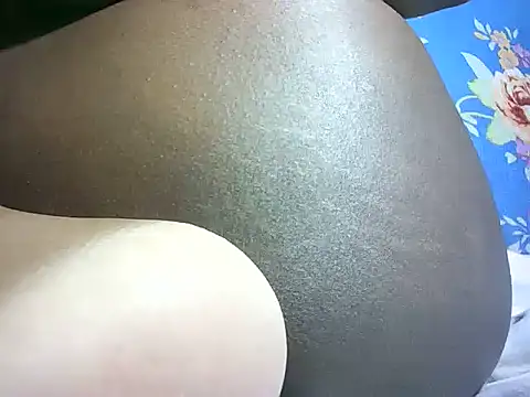 Snapshot of mumbi91 chatting on October 8, 6:00 am mumbi91 online show from October 8, 6:00 am