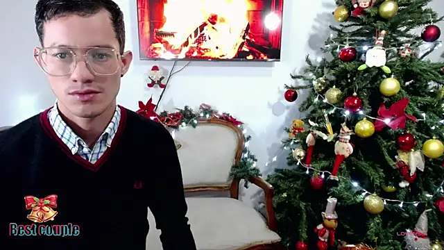 Snapshot of basic_Instinct chatting on December 15, 8:19 am basic Instinct online show from December 15, 8:19 am