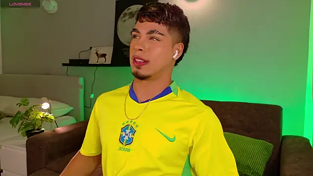 Ken-boy  online show from June 26, 9:46 am