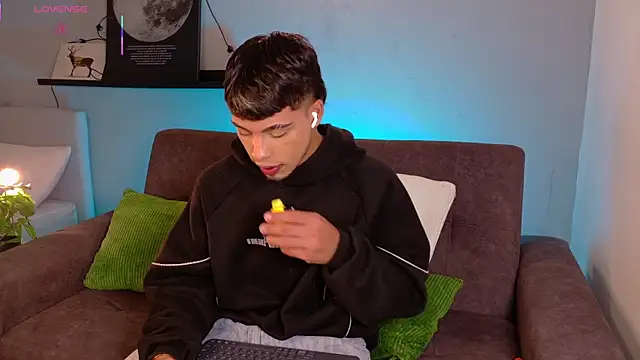 Ken-boy  online show from July 13, 10:40 am