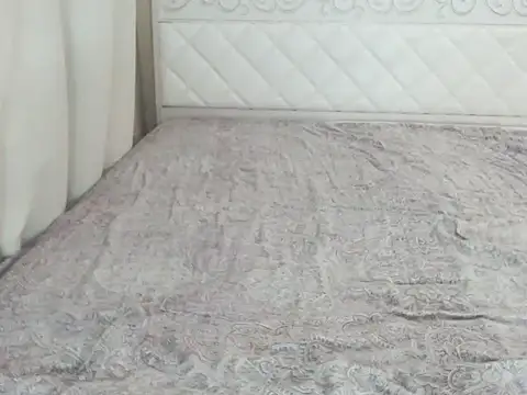 pretybella1 online show from November 14, 11:46 pm