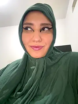 Snapshot of hannahayat chatting on October 22, 11:48 pm hannahayat online show from October 22, 11:48 pm