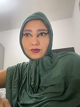 Snapshot of hannahayat chatting on October 25, 2:56 pm hannahayat online show from October 25, 2:56 pm