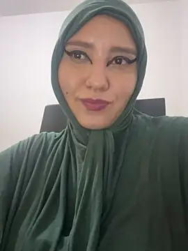 Snapshot of hannahayat chatting on November 23, 2:33 am hannahayat online show from November 23, 2:33 am