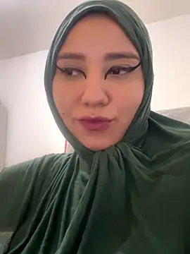 Snapshot of hannahayat chatting on November 28, 2:31 pm hannahayat online show from November 28, 2:31 pm