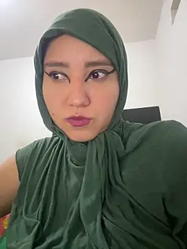 hannahayat online show from March 1, 3:58 pm