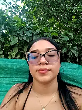 Snapshot of -VICKKY chatting on January 7, 6:56 pm -VICKKY online show from January 7, 6:56 pm