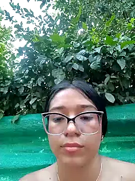 Snapshot of -VICKKY chatting on January 14, 10:23 pm -VICKKY online show from January 14, 10:23 pm