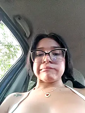 Snapshot of -VICKKY chatting on January 17, 10:34 pm -VICKKY online show from January 17, 10:34 pm