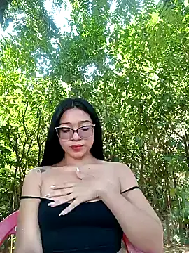Snapshot of -VICKKY chatting on January 20, 2:14 pm -VICKKY online show from January 20, 2:14 pm