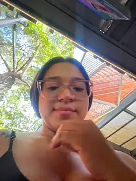 Snapshot of -VICKKY chatting on June 22, 8:28 pm -VICKKY online show from June 22, 8:28 pm