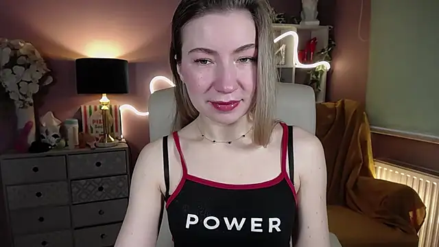 Snapshot of Mia_Tasty chatting on February 6, 7:35 am Mia Tasty online show from February 6, 7:35 am