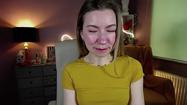 Snapshot of Mia_Tasty chatting on March 17, 8:40 am Mia Tasty online show from March 17, 8:40 am