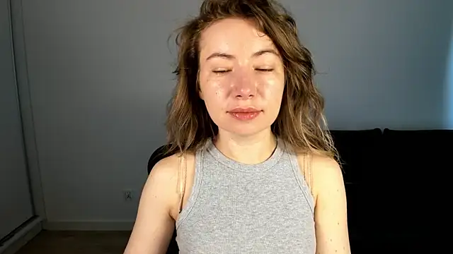 Mia Tasty online show from April 29, 6:39 am