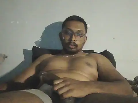 Snapshot of chennaibull101 chatting on October 23, 5:12 pm chennaibull101 online show from October 23, 5:12 pm