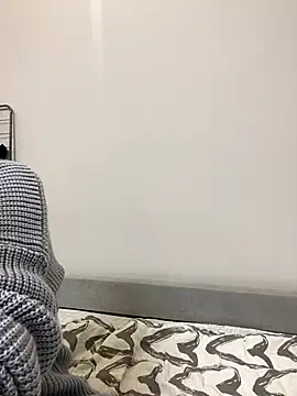 Snapshot of AnaWest chatting on November 16, 4:29 am AnaWest online show from November 16, 4:29 am