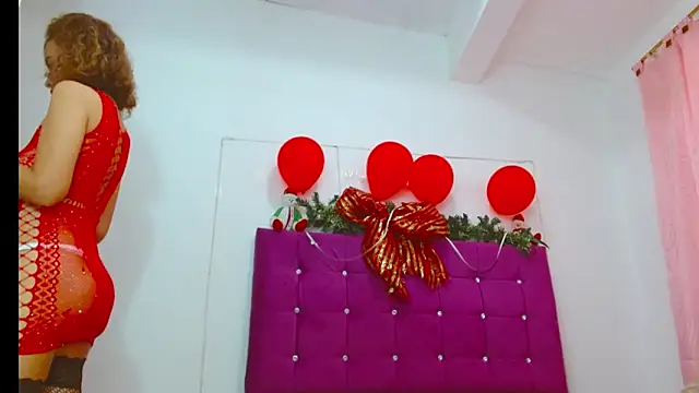 chantalsemenova1 online show from January 2, 7:18 pm