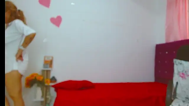 Snapshot of chantalsemenova1 chatting on July 16, 4:46 pm chantalsemenova1 online show from July 16, 4:46 pm