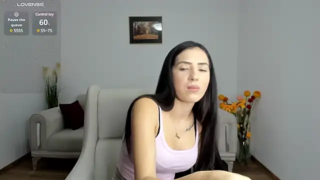 Snapshot of Emmapmg chatting on January 26, 2:30 pm Emmapmg online show from January 26, 2:30 pm