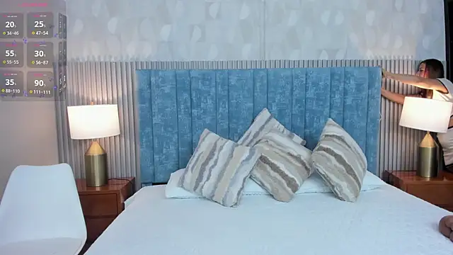 Ivi Akina online show from December 4, 6:27 pm