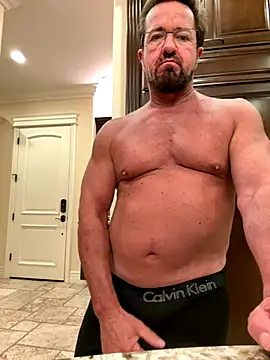 Snapshot of sluttydylan chatting on October 22, 6:24 am sluttydylan online show from October 22, 6:24 am