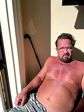 Snapshot of sluttydylan chatting on October 30, 5:35 pm sluttydylan online show from October 30, 5:35 pm