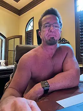 sluttydylan online show from February 5, 6:45 pm