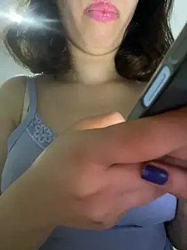 Snapshot of farah-36 chatting on January 26, 6:48 pm farah-36 online show from January 26, 6:48 pm