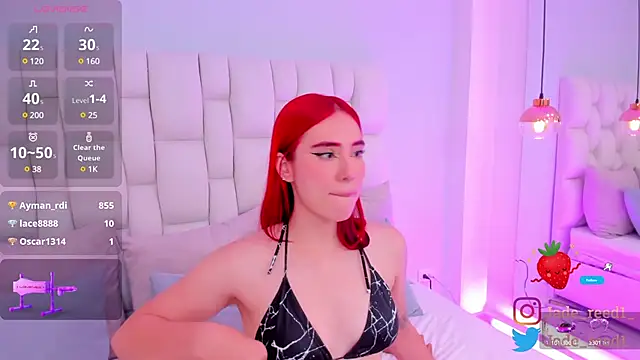 Snapshot of jade_reeed chatting on February 16, 8:21 am jade reeed online show from February 16, 8:21 am