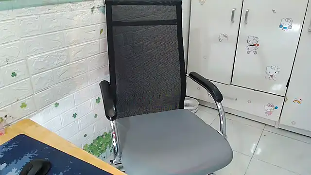 Snapshot of Soul6996 chatting on November 8, 2:12 am Soul6996 online show from November 8, 2:12 am