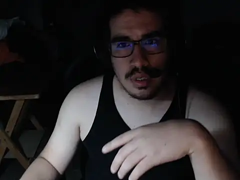 Snapshot of thealfawolf01 chatting on January 1, 7:52 am thealfawolf01 online show from January 1, 7:52 am