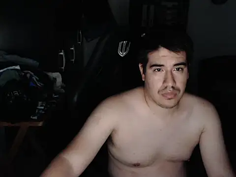 Snapshot of thealfawolf01 chatting on March 11, 11:26 pm thealfawolf01 online show from March 11, 11:26 pm