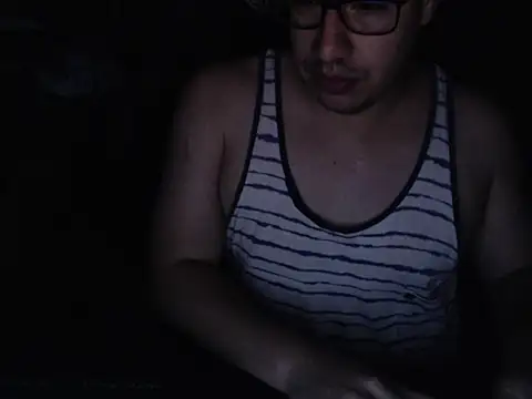 Snapshot of thealfawolf01 chatting on May 14, 2:18 am thealfawolf01 online show from May 14, 2:18 am