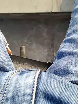 cumshotboy01 online show from December 29, 10:12 am