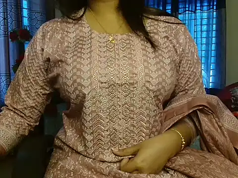 Snapshot of Unlucky-flowers chatting on November 26, 6:47 am Unlucky-flowers online show from November 26, 6:47 am