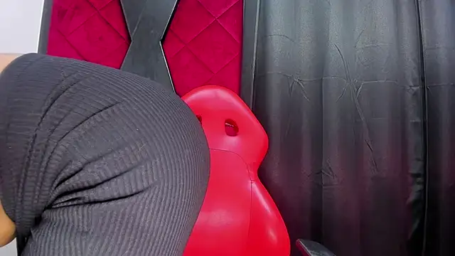 hanna slut  online show from January 12, 10:12 am