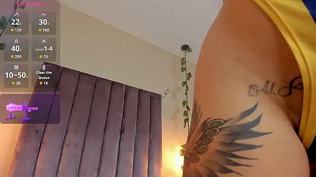 Megan Thompsonn online show from March 14, 6:19 am