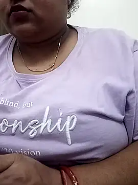 Snapshot of smile_pretty chatting on December 2, 4:20 pm smile pretty online show from December 2, 4:20 pm