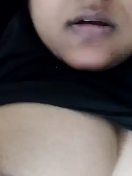 Snapshot of smile_pretty chatting on December 4, 11:46 pm smile pretty online show from December 4, 11:46 pm