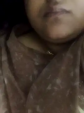 Snapshot of smile_pretty chatting on December 27, 8:18 pm smile pretty online show from December 27, 8:18 pm