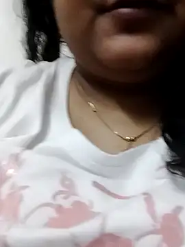 Snapshot of smile_pretty chatting on January 18, 9:34 pm smile pretty online show from January 18, 9:34 pm