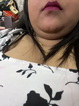 Snapshot of smile_pretty chatting on February 27, 8:50 am smile pretty online show from February 27, 8:50 am