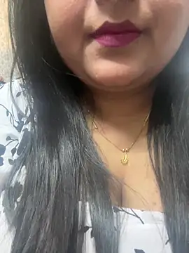 Snapshot of smile_pretty chatting on February 28, 4:54 am smile pretty online show from February 28, 4:54 am