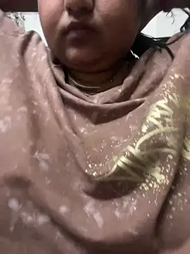 Snapshot of smile_pretty chatting on March 12, 8:52 pm smile pretty online show from March 12, 8:52 pm