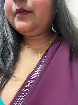 Snapshot of smile_pretty chatting on March 19, 7:17 pm smile pretty online show from March 19, 7:17 pm