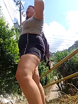 Snapshot of Blushing_Katy chatting on January 1, 6:38 pm Blushing Katy online show from January 1, 6:38 pm