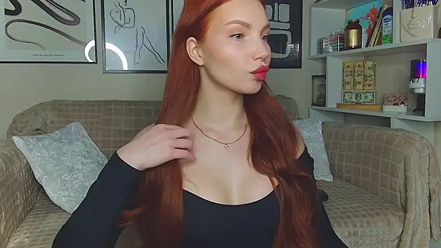 Snapshot of JudyWalkerr chatting on February 10, 6:03 pm JudyWalkerr online show from February 10, 6:03 pm