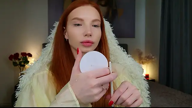 Snapshot of JudyWalkerr chatting on January 7, 6:27 am JudyWalkerr online show from January 7, 6:27 am