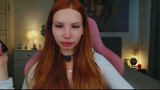 Snapshot of JudyWalkerr chatting on February 27, 4:56 am JudyWalkerr online show from February 27, 4:56 am