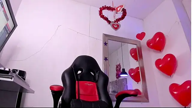 angel hardy dl online show from February 13, 10:55 am